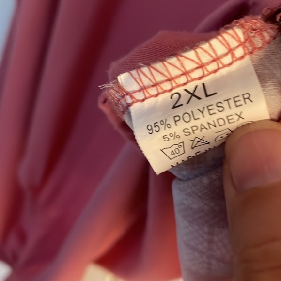 Knit blouse with flutter sleeves - Picture 4 of 4